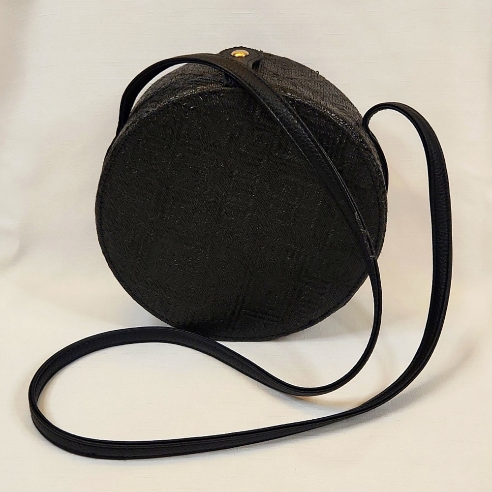 Straw Crossbody